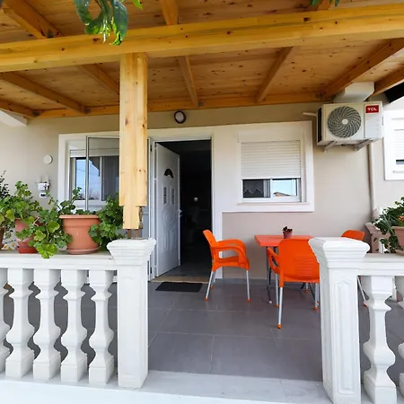 Guest House Narta Vlorë Exterior foto
